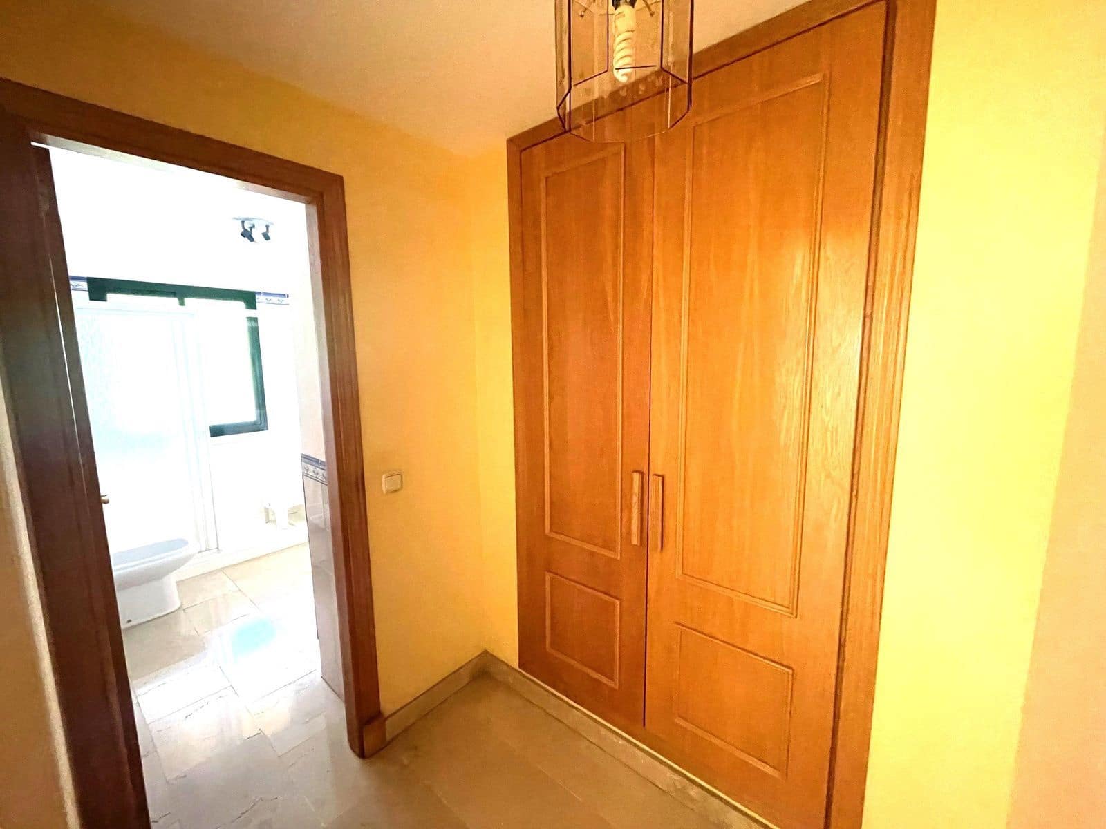 3 soveværelse Lejlighed til salg i San Pedro de Alcantara - € 459.000 (Ref: 10097679)