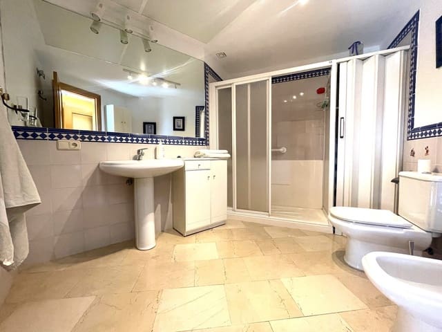 3 soveværelse Lejlighed til salg i San Pedro de Alcantara, Marbella - € 459.000 (Ref: 10097679)
