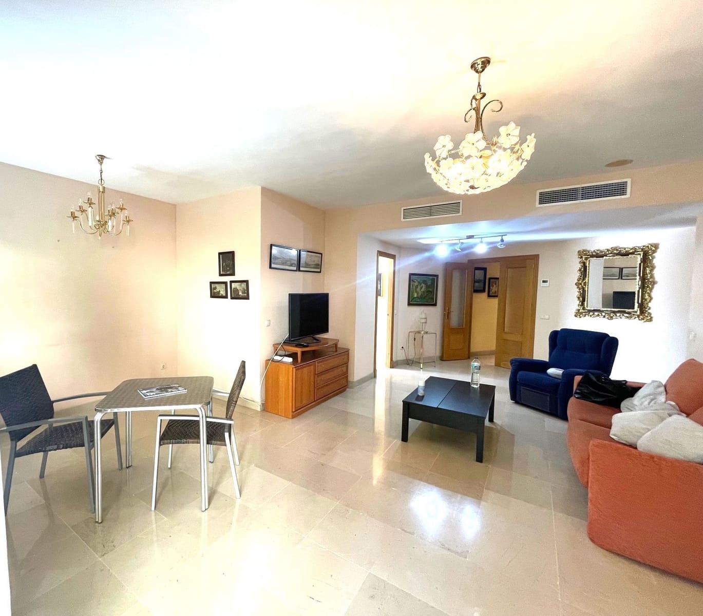 3 soveværelse Lejlighed til salg i San Pedro de Alcantara - € 459.000 (Ref: 10097679)