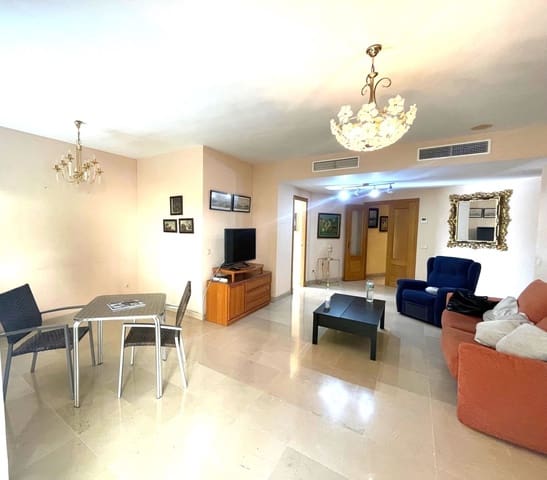 3 soveværelse Lejlighed til salg i San Pedro de Alcantara, Marbella - € 459.000 (Ref: 10097679)