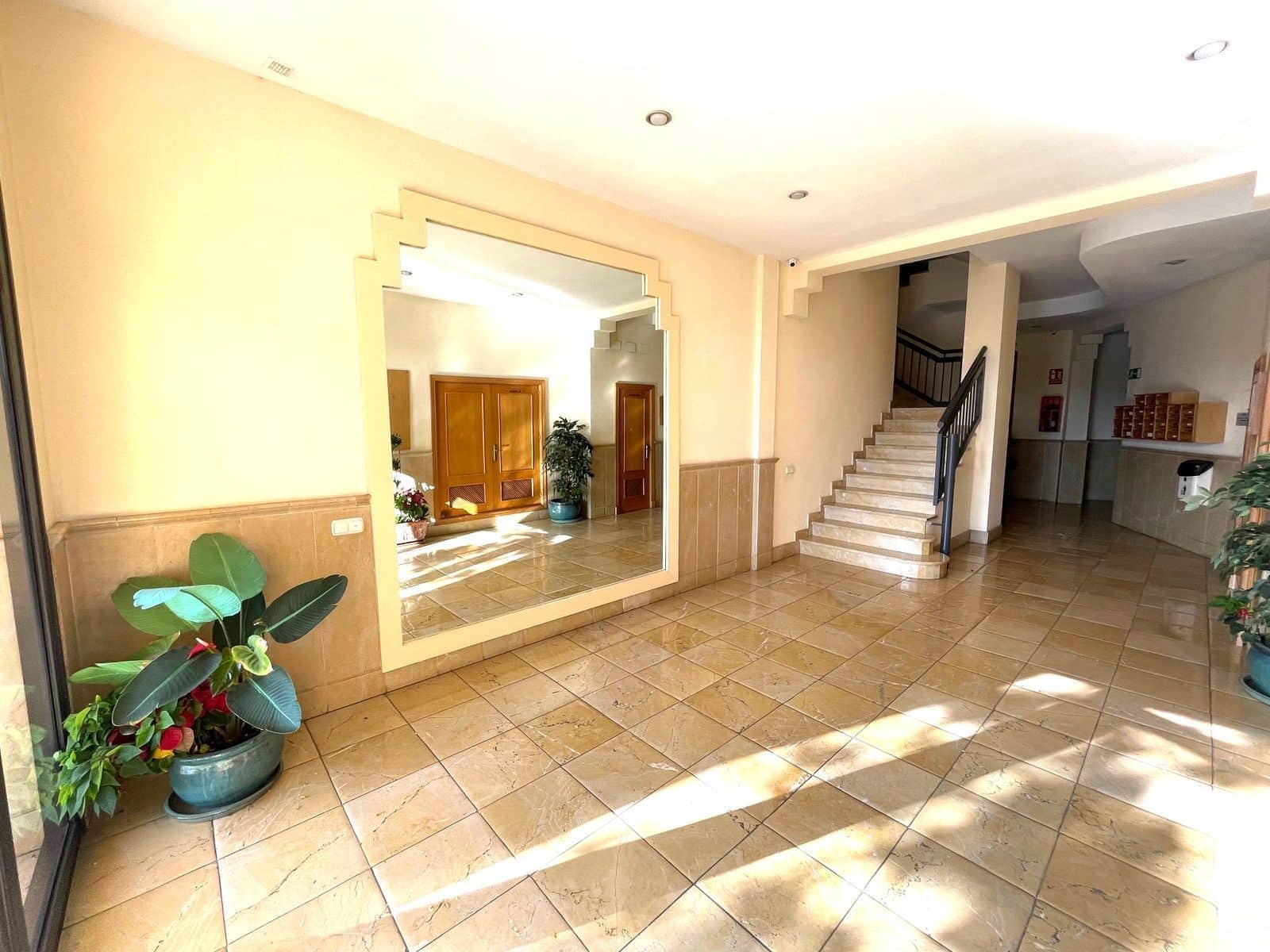 3 soveværelse Lejlighed til salg i San Pedro de Alcantara - € 459.000 (Ref: 10097679)