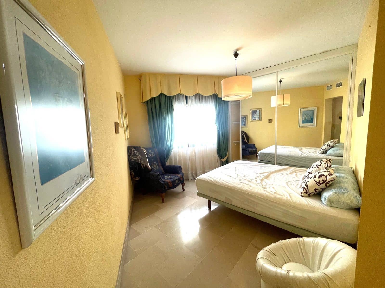 3 soveværelse Lejlighed til salg i San Pedro de Alcantara - € 459.000 (Ref: 10097679)