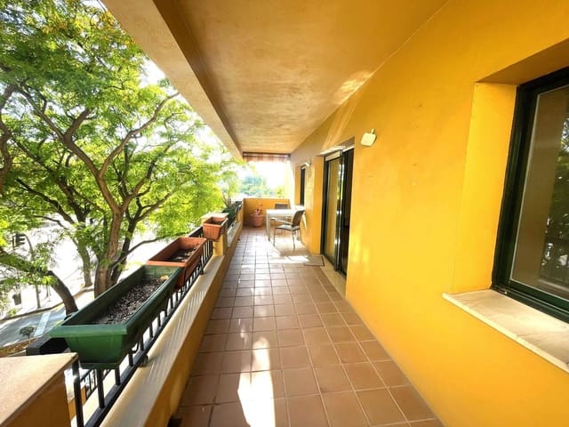 3 soveværelse Lejlighed til salg i San Pedro de Alcantara, Marbella - € 459.000 (Ref: 10097679)