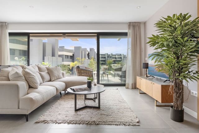 3 chambre Appartement à vendre à Selwo, Estepona - 599 000 € (Ref: 10097681)