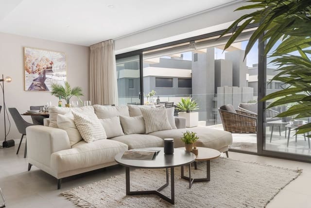 3 chambre Appartement à vendre à Selwo, Estepona - 599 000 € (Ref: 10097681)