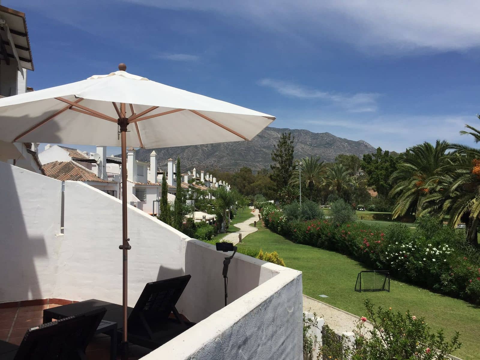 Casa de 4 habitaciones en Nueva Andalucia en venta - 750.000 € (Ref: 10097685)