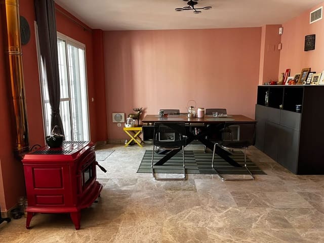 4 sovrum Hus till salu i Nueva Andalucia, Marbella - 750 000 € (Ref: 10097685)