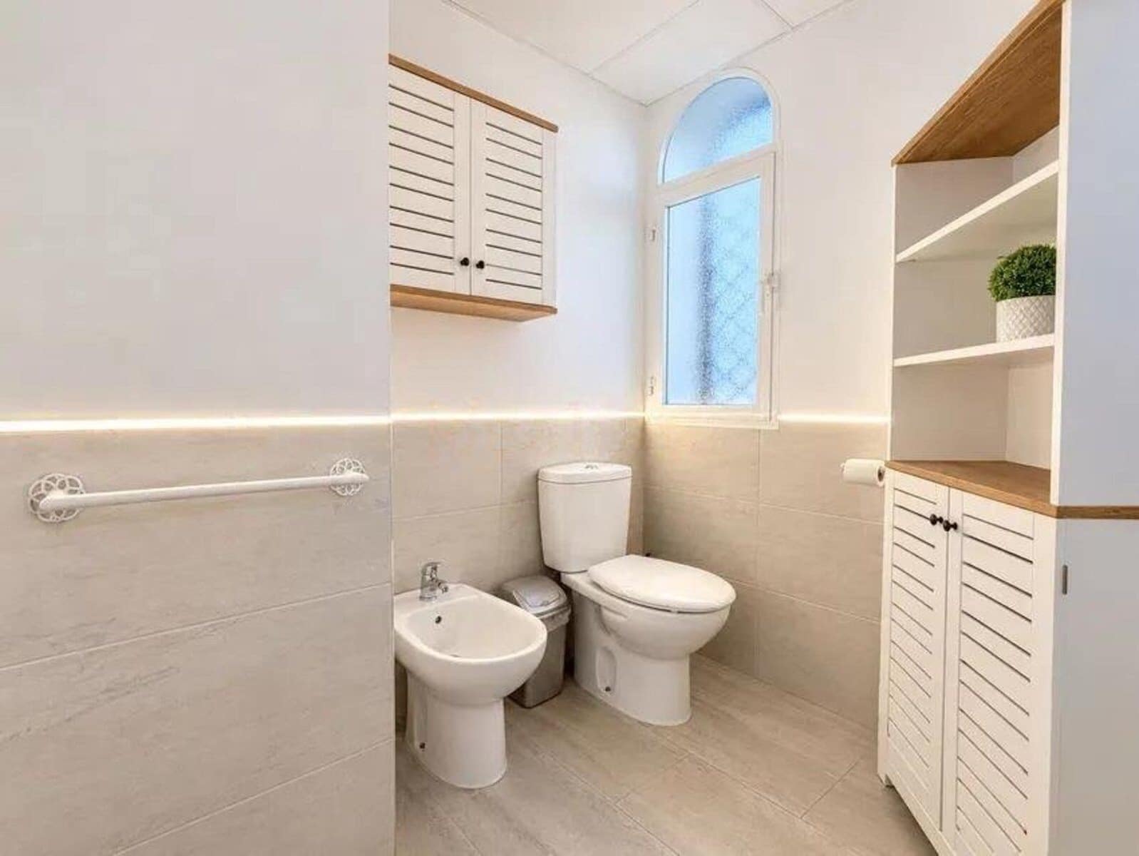 4 soveværelse Byhus til salg i Nueva Andalucia - € 665.000 (Ref: 10097686)