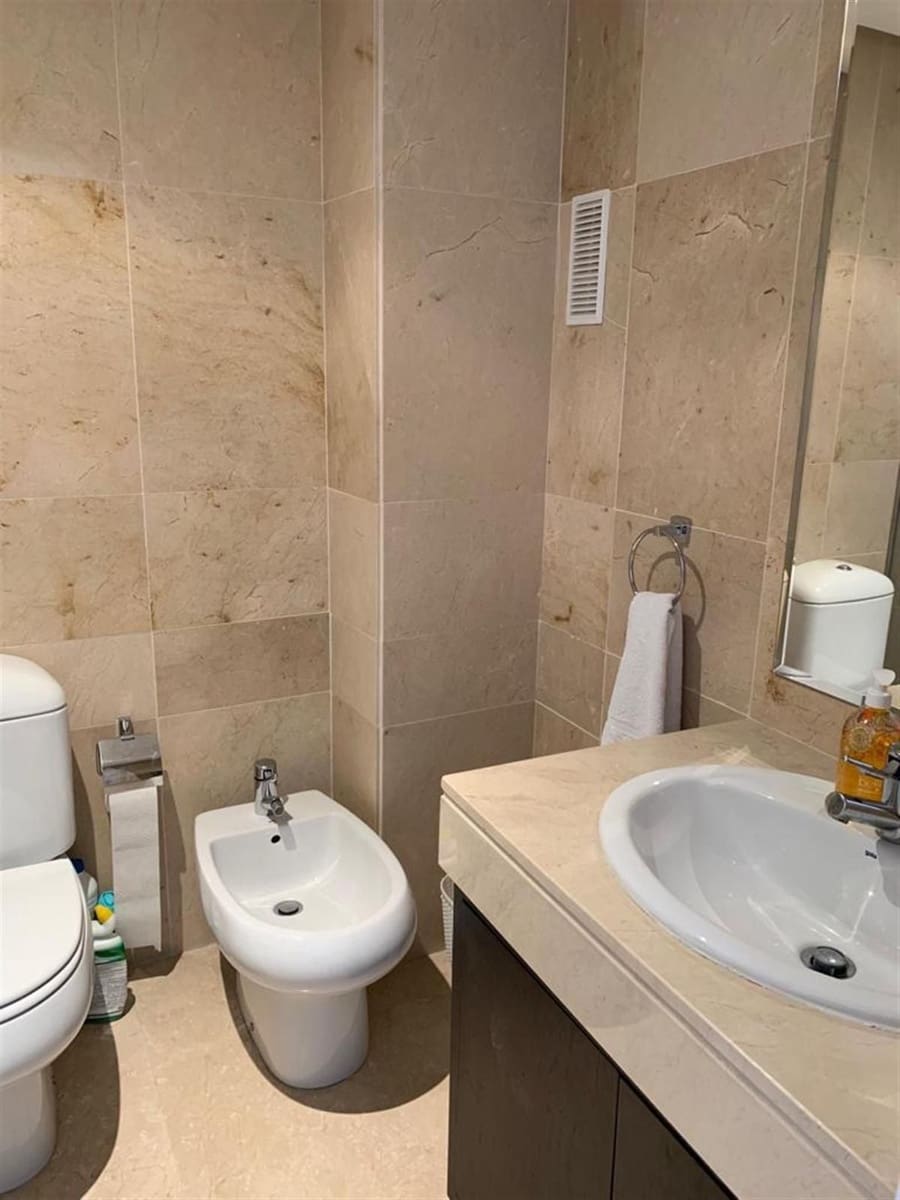 2 chambre Appartement à vendre à La Duquesa / Puerto de la Duquesa - 380 000 € (Ref: 10097687)