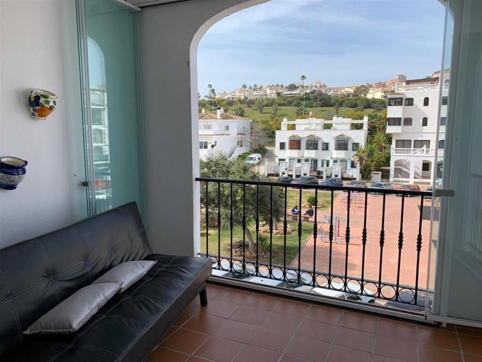 2 chambre Appartement à vendre à La Duquesa / Puerto de la Duquesa - 380 000 € (Ref: 10097687)