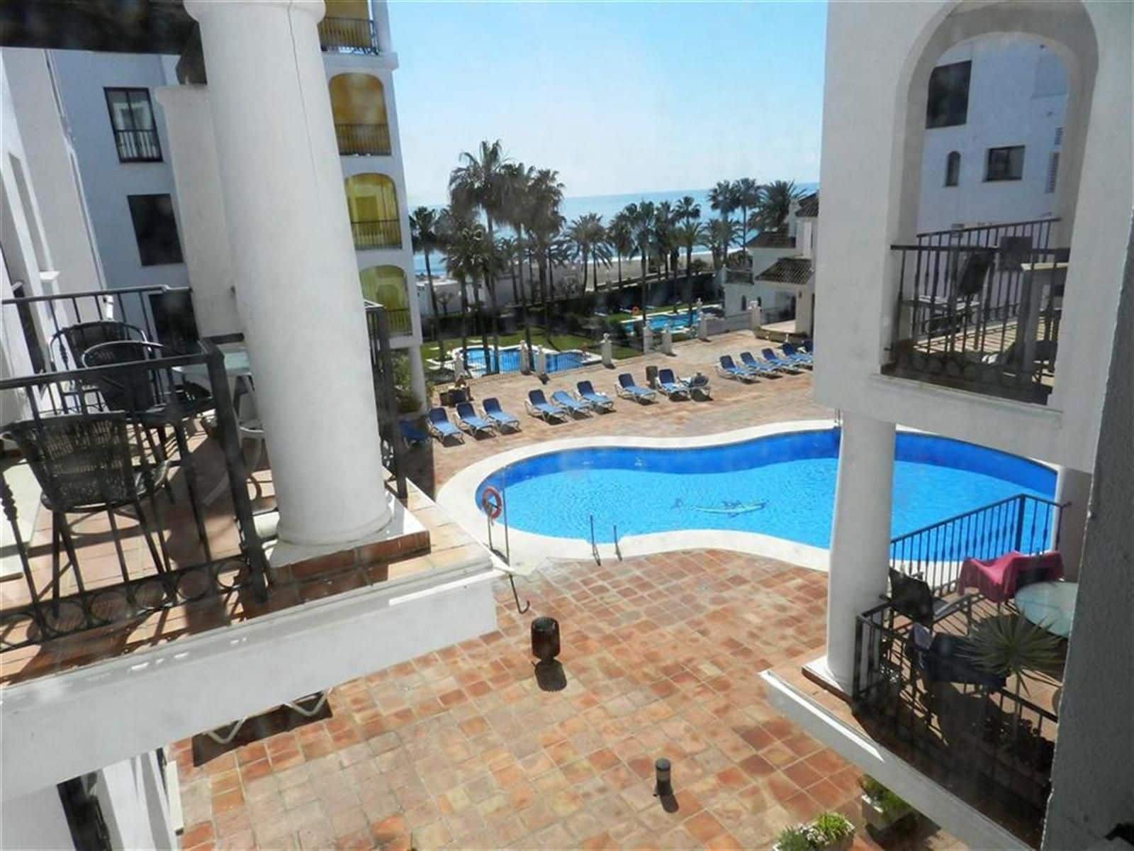2 chambre Appartement à vendre à La Duquesa / Puerto de la Duquesa - 380 000 € (Ref: 10097687)