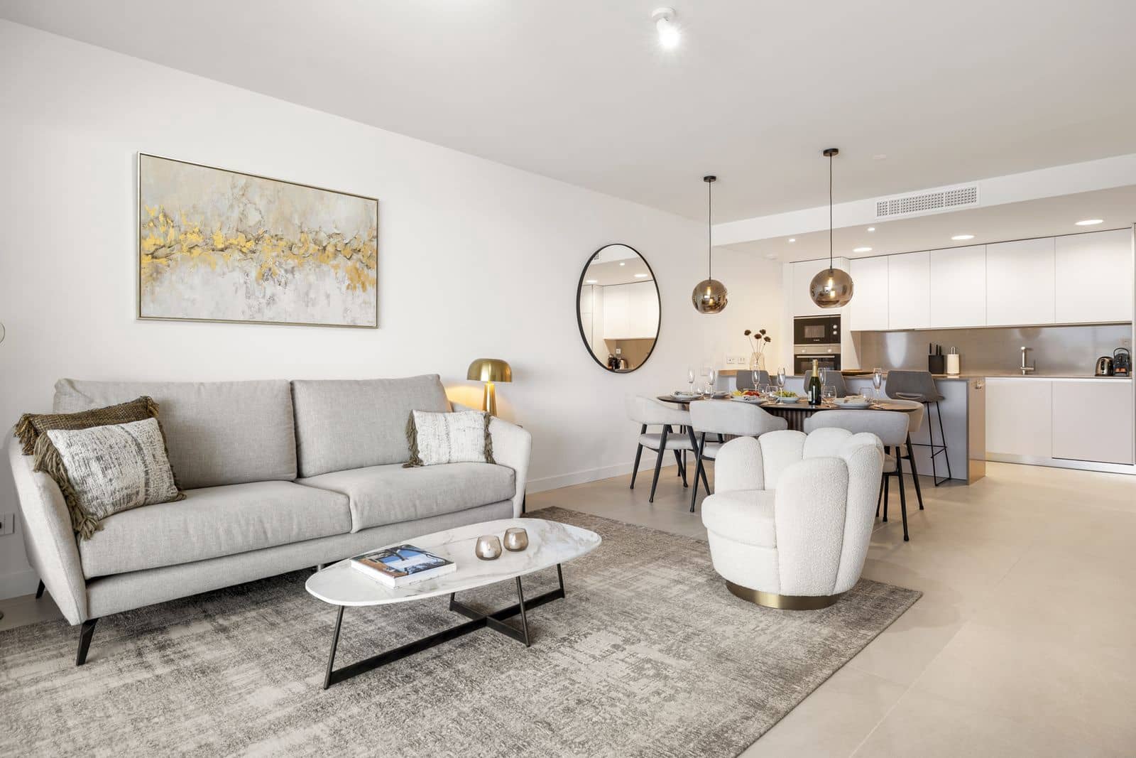 2 soverom Leilighet til salgs i Estepona med svømmebasseng - € 675 000 (Ref: 10097688)