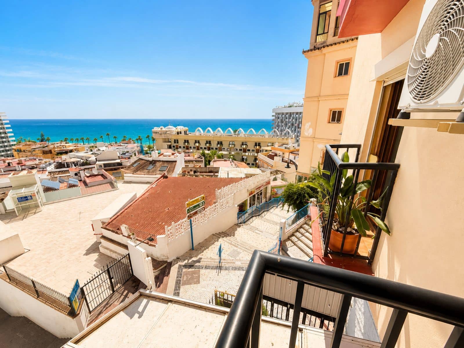 3 bedroom Apartment for sale in Torremolinos - € 420,000 (Ref: 10097691)