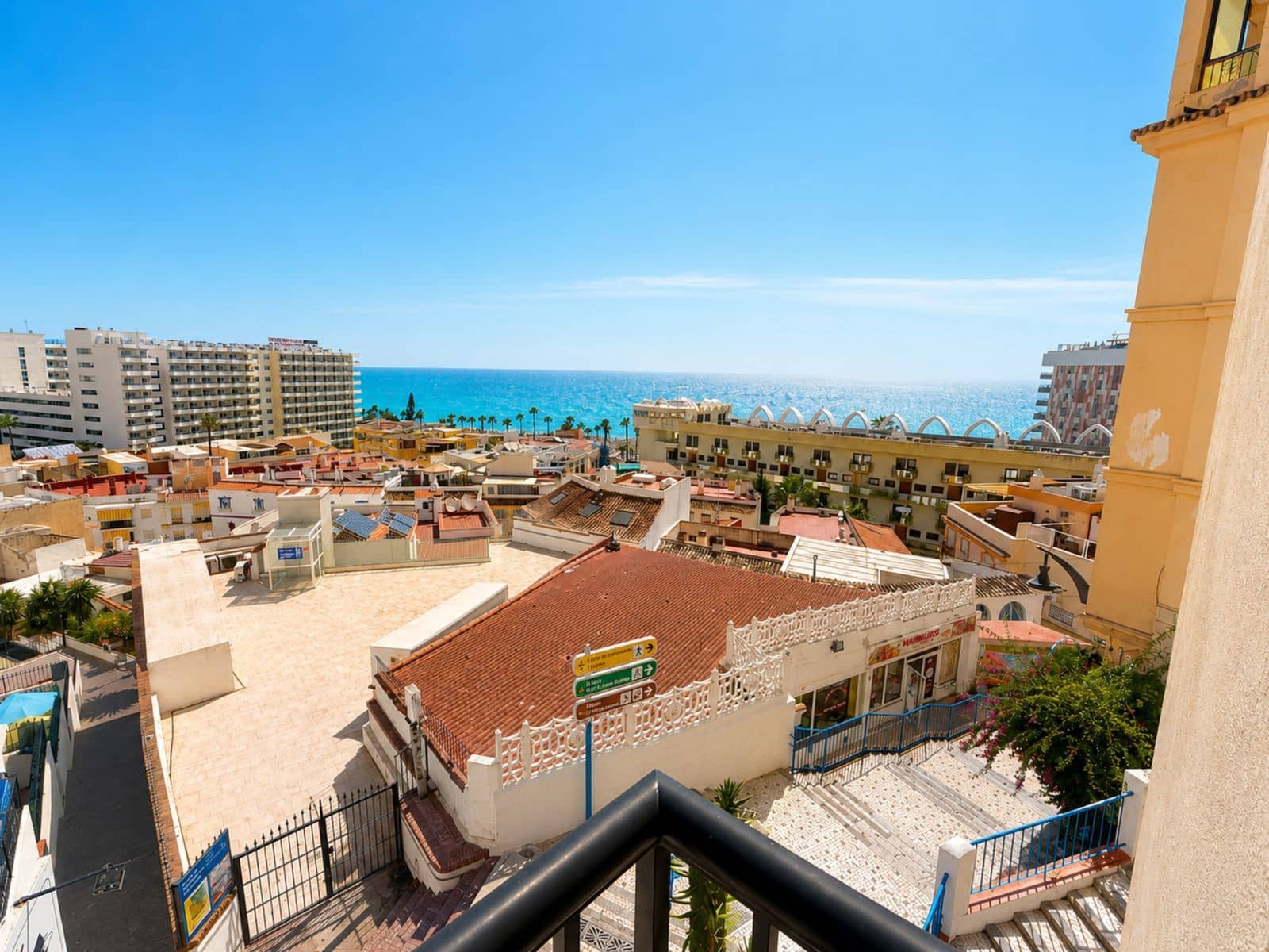 3 bedroom Apartment for sale in Torremolinos - € 420,000 (Ref: 10097691)