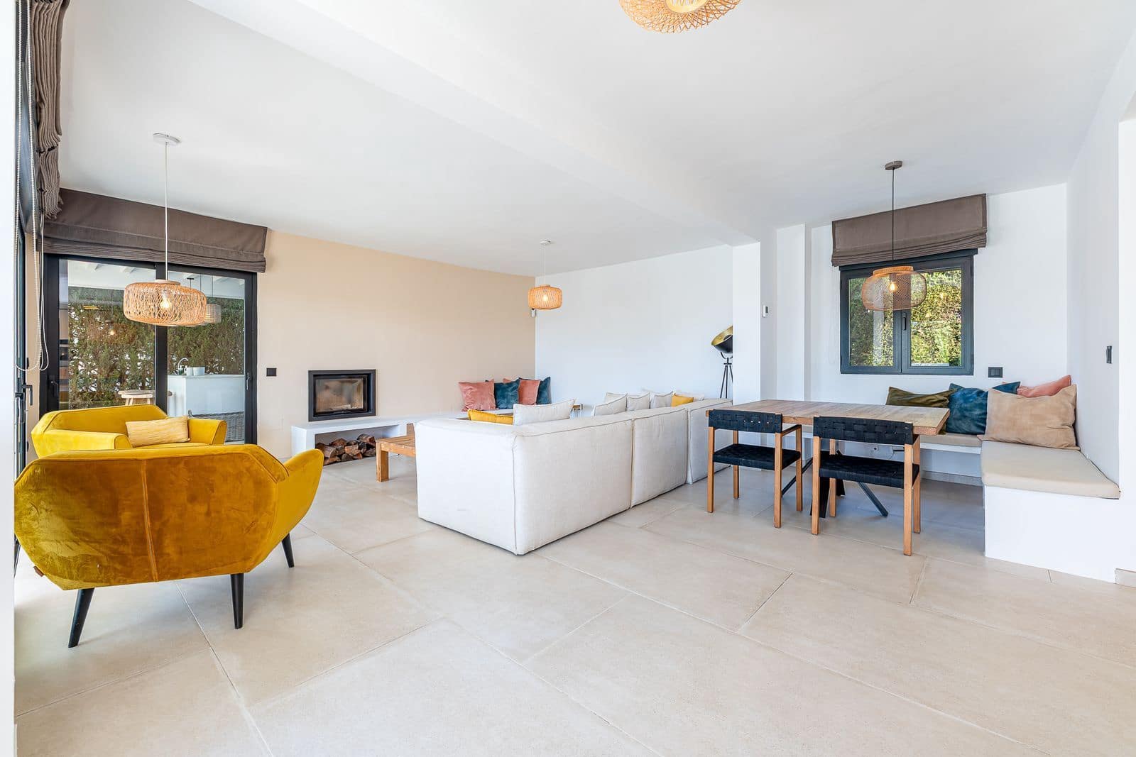 Chalet de 4 habitaciones en Calahonda en venta - 1.978.000 € (Ref: 10097692)