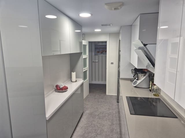 3 makuuhuone Huoneisto myytävänä paikassa Torremolinos - 957 500 € (Ref: 10097701)