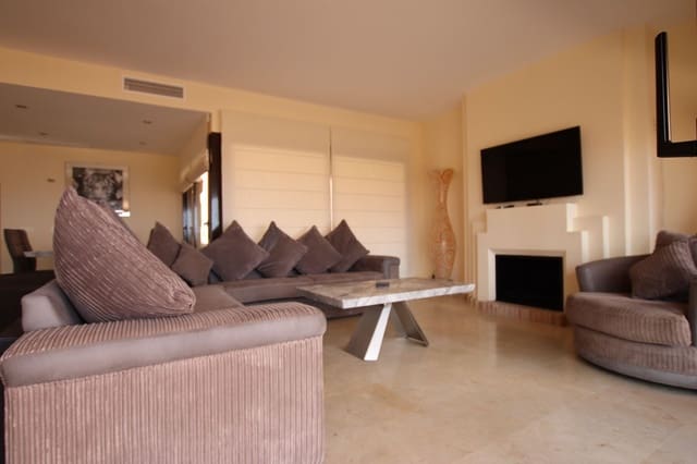 3 soverom Penthouse til salgs i La Duquesa / Puerto de la Duquesa, Manilva - € 499 000 (Ref: 10097703)