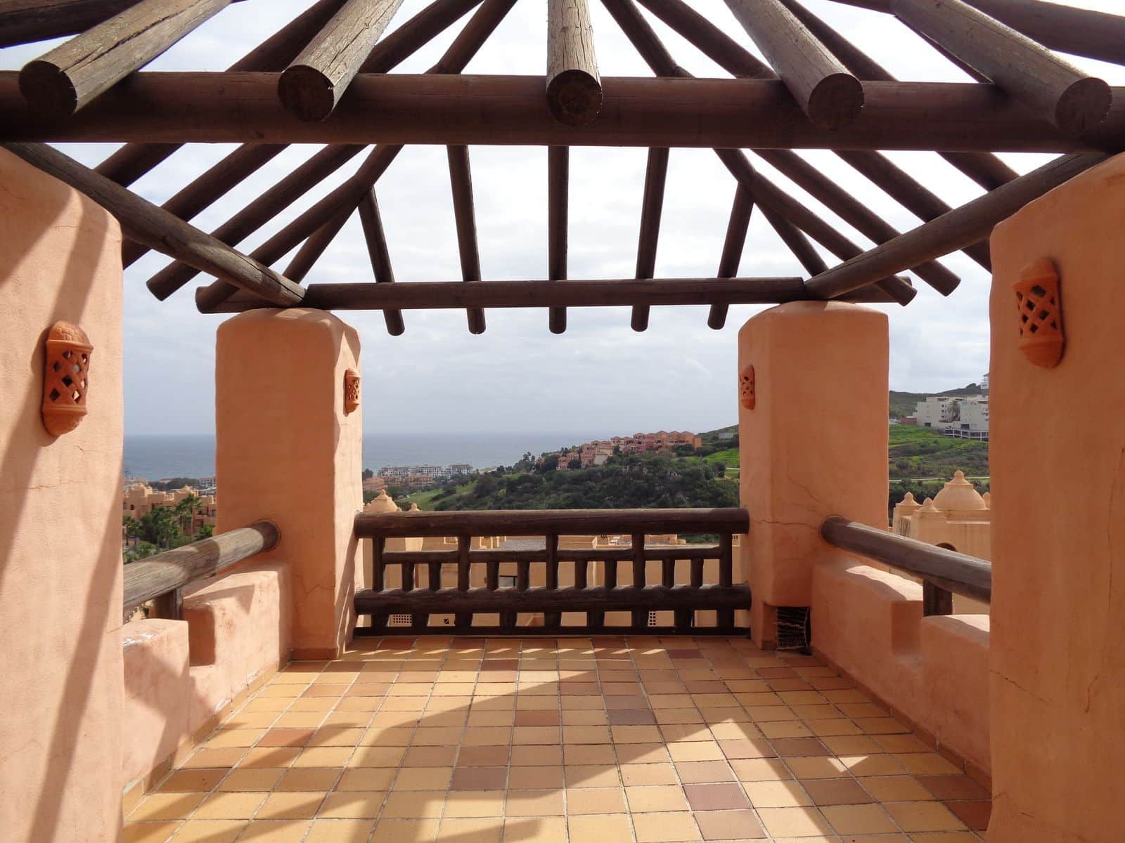 3 soveværelse Penthouse til salg i La Duquesa / Puerto de la Duquesa - € 499.000 (Ref: 10097703)