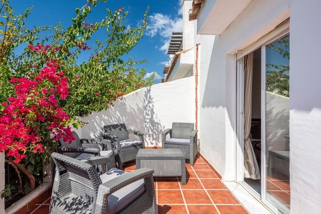 4 sovrum Hus till salu i Nueva Andalucia, Marbella - 650 000 € (Ref: 10097704)