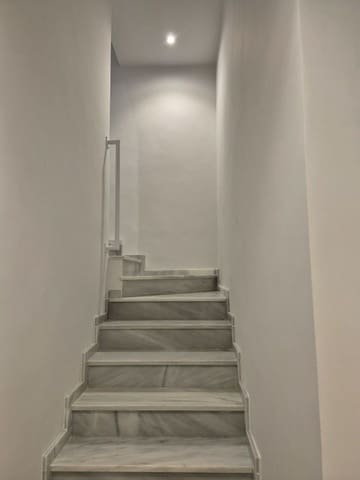 5 soverom Kjedet enebolig til salgs i Calahonda, Mijas - € 679 000 (Ref: 10097705)