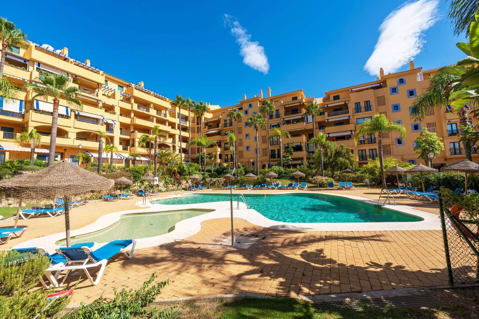 3 quarto Apartamento para venda em San Pedro de Alcantara - 725 000 € (Ref: 10097707)