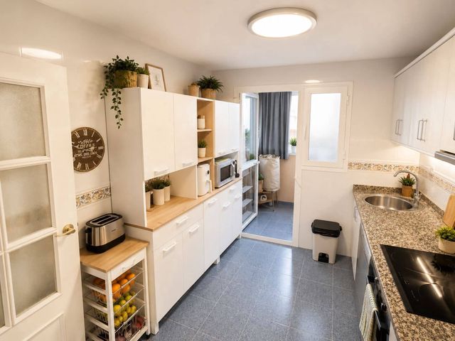 4 slaapkamer Appartement te koop in Estepona - € 630.000 (Ref: 10097711)