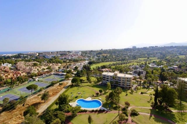 2 soverom Leilighet til salgs i Nueva Andalucia, Marbella - € 450 000 (Ref: 10097713)