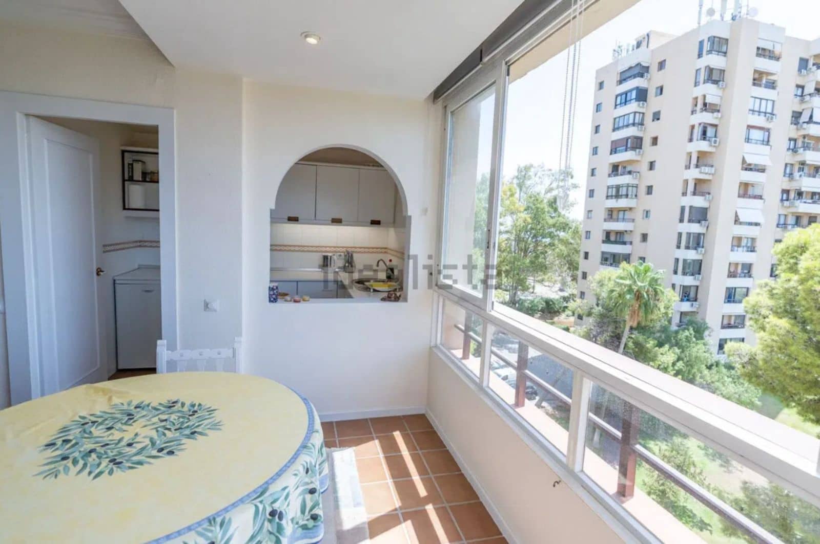 2 soveværelse Lejlighed til salg i Nueva Andalucia - € 450.000 (Ref: 10097713)