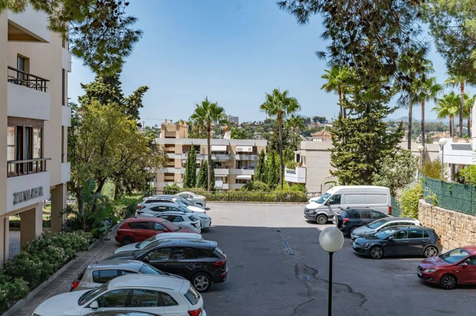 2 soveværelse Lejlighed til salg i Nueva Andalucia - € 450.000 (Ref: 10097713)