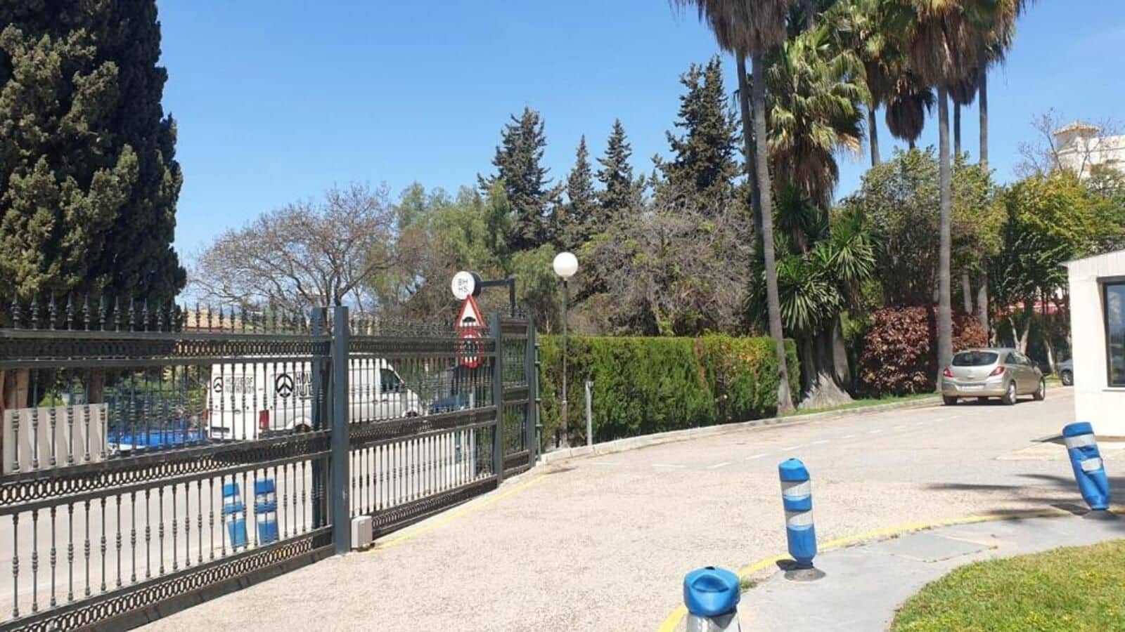 2 soveværelse Lejlighed til salg i Nueva Andalucia - € 450.000 (Ref: 10097713)