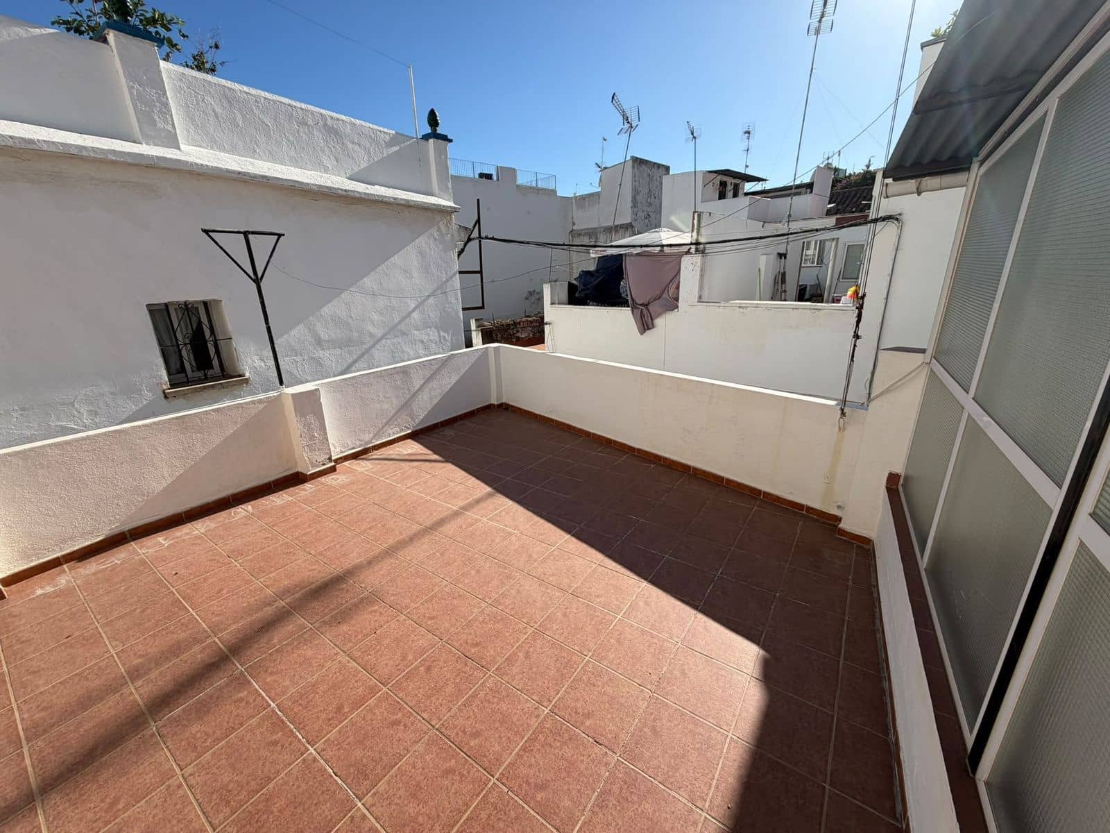 2 bedroom Semi-detached Villa for sale in Marbella - € 900,000 (Ref: 10097715)