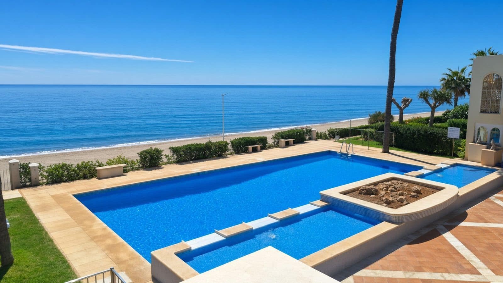 Apartamento de 2 habitaciones en Bahía Dorada en venta - 515.000 € (Ref: 10097721)