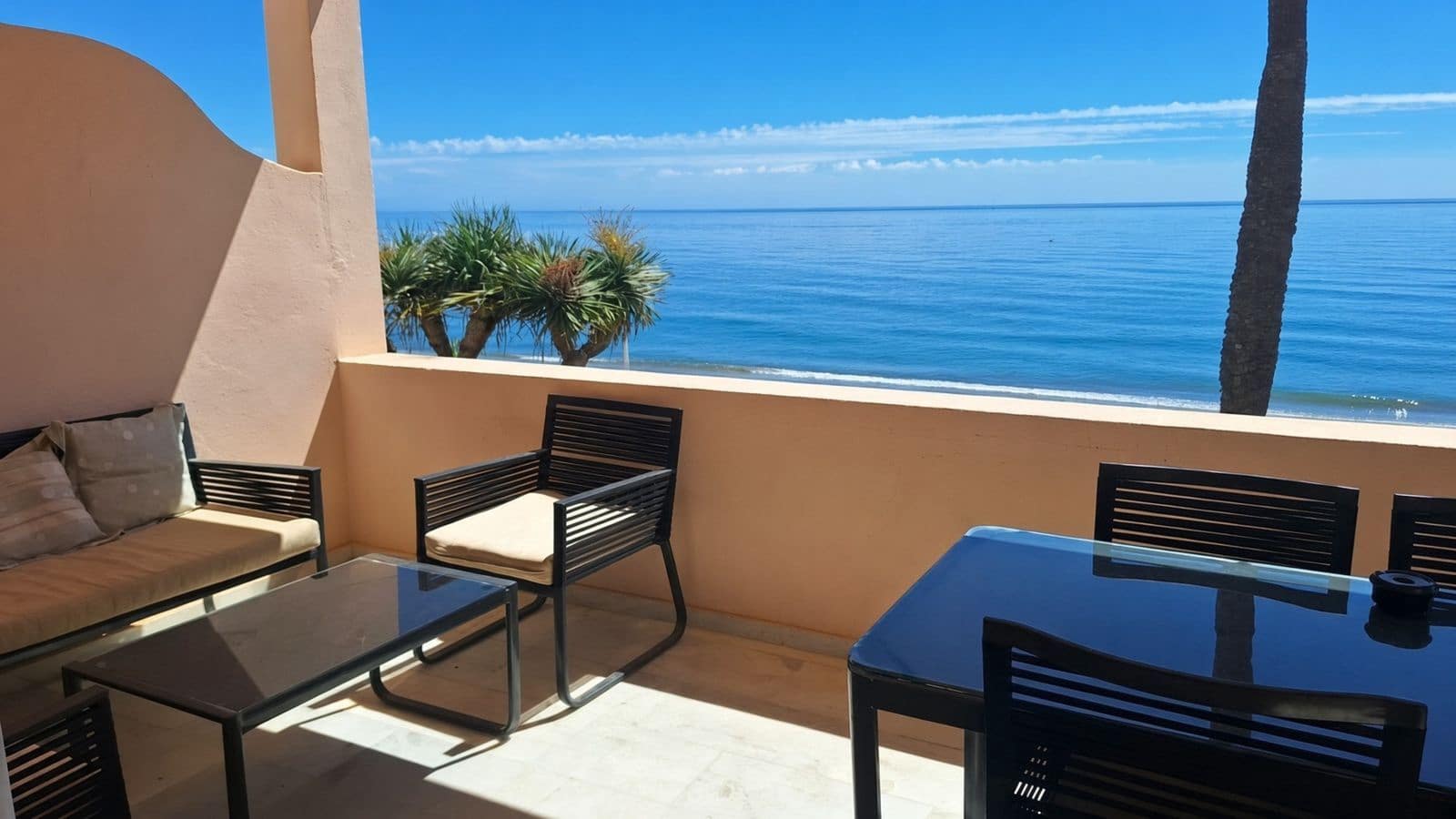 Apartamento de 2 habitaciones en Bahía Dorada en venta - 515.000 € (Ref: 10097721)