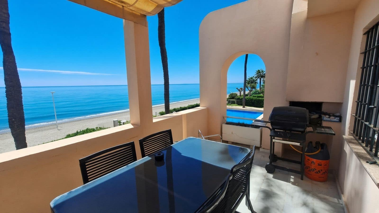 Apartamento de 2 habitaciones en Bahía Dorada en venta - 515.000 € (Ref: 10097721)