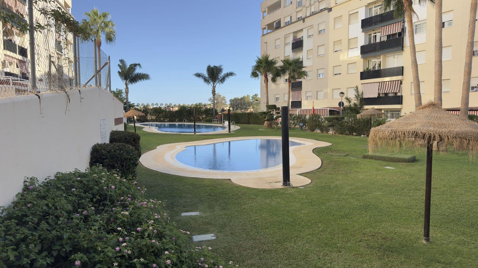 3 chambre Appartement à vendre à Nueva Andalucia - 320 000 € (Ref: 10097725)