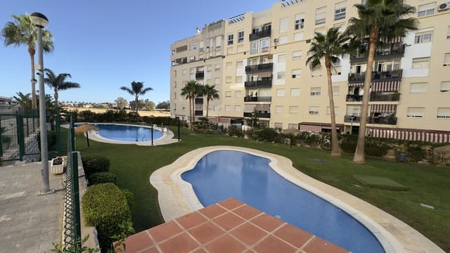 3 chambre Appartement à vendre à Nueva Andalucia, Marbella - 320 000 € (Ref: 10097725)