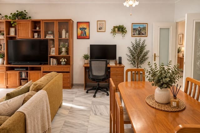 3 chambre Appartement à vendre à Nueva Andalucia, Marbella - 320 000 € (Ref: 10097725)