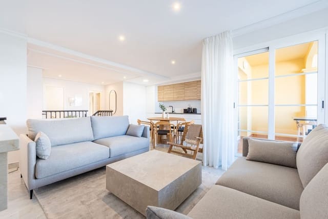 3 chambre Appartement à vendre à Nueva Andalucia, Marbella - 649 000 € (Ref: 10097727)