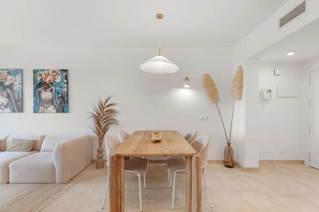 Apartamento de 3 habitaciones en Nueva Andalucia, Marbella en venta con piscina garaje - 867.000 € (Ref: 10097730)