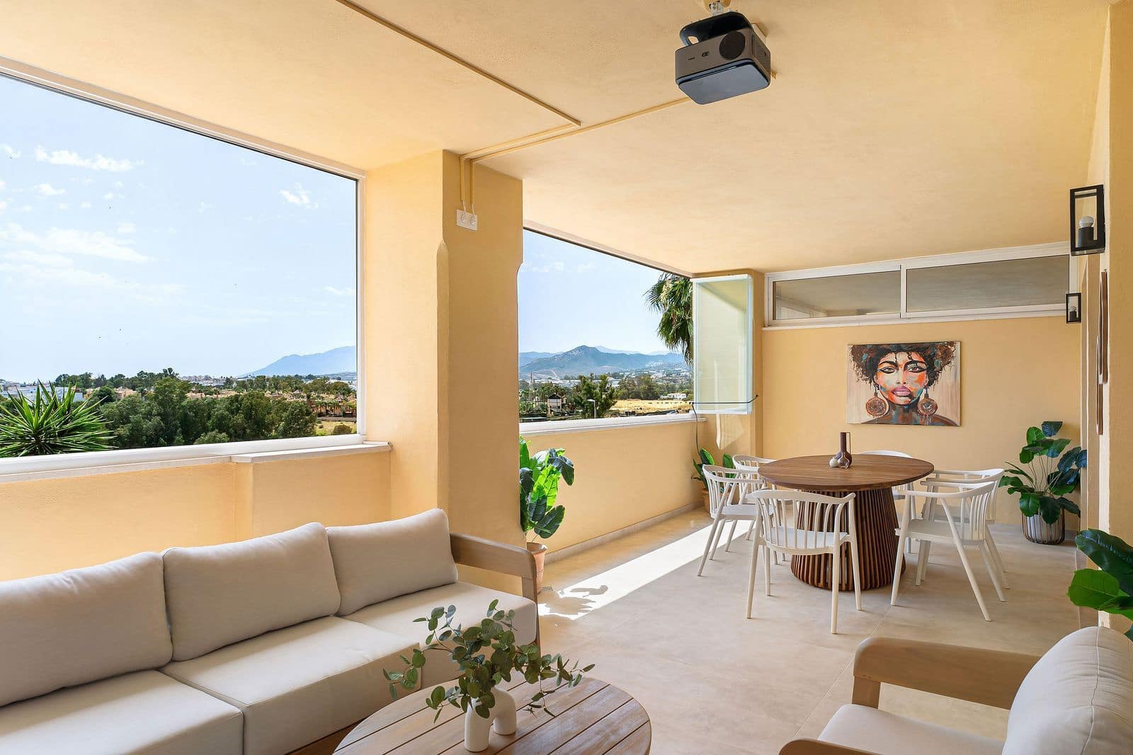 3 soveværelse Lejlighed til salg i Nueva Andalucia med swimmingpool garage - € 867.000 (Ref: 10097730)