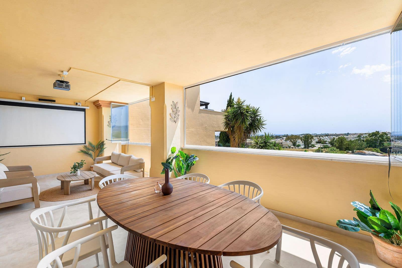 3 soveværelse Lejlighed til salg i Nueva Andalucia med swimmingpool garage - € 867.000 (Ref: 10097730)