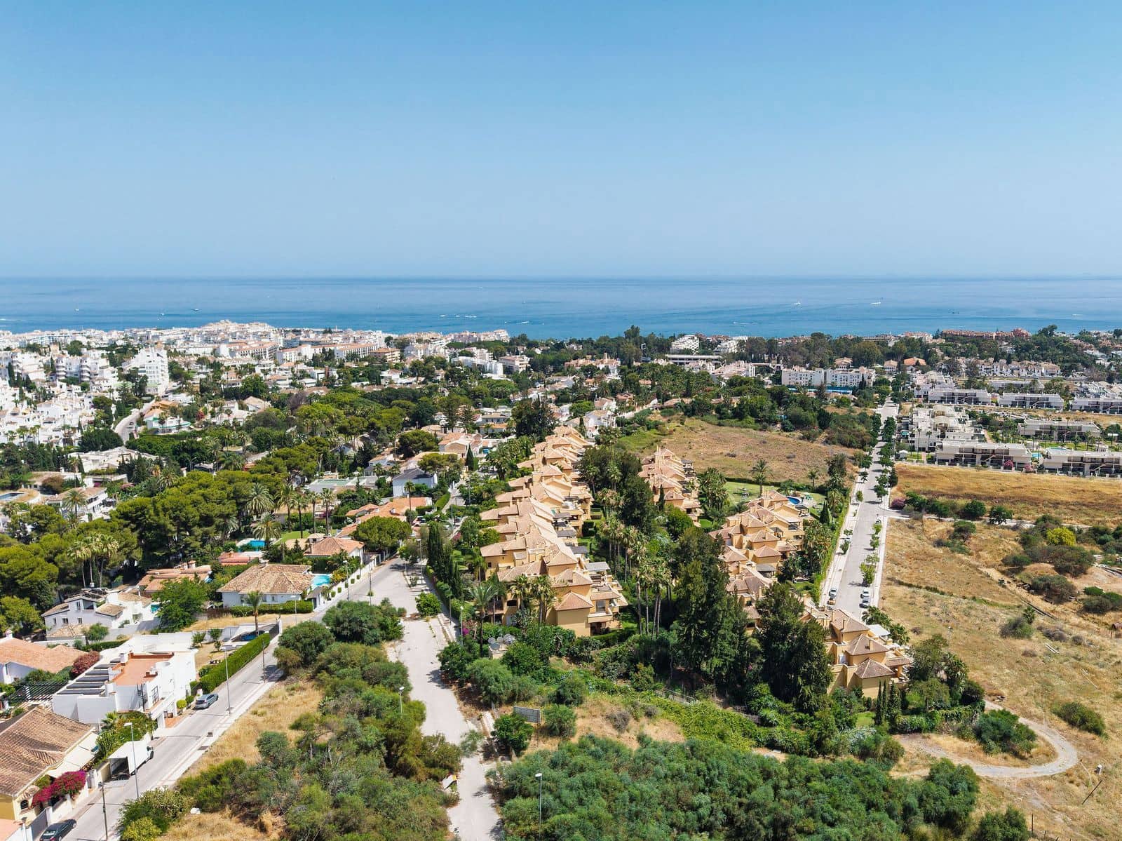 3 soveværelse Lejlighed til salg i Nueva Andalucia med swimmingpool garage - € 867.000 (Ref: 10097730)