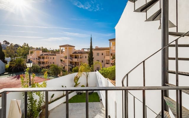 2 chambre Maison de Ville à vendre à Nueva Andalucia, Marbella - 525 000 € (Ref: 10097737)