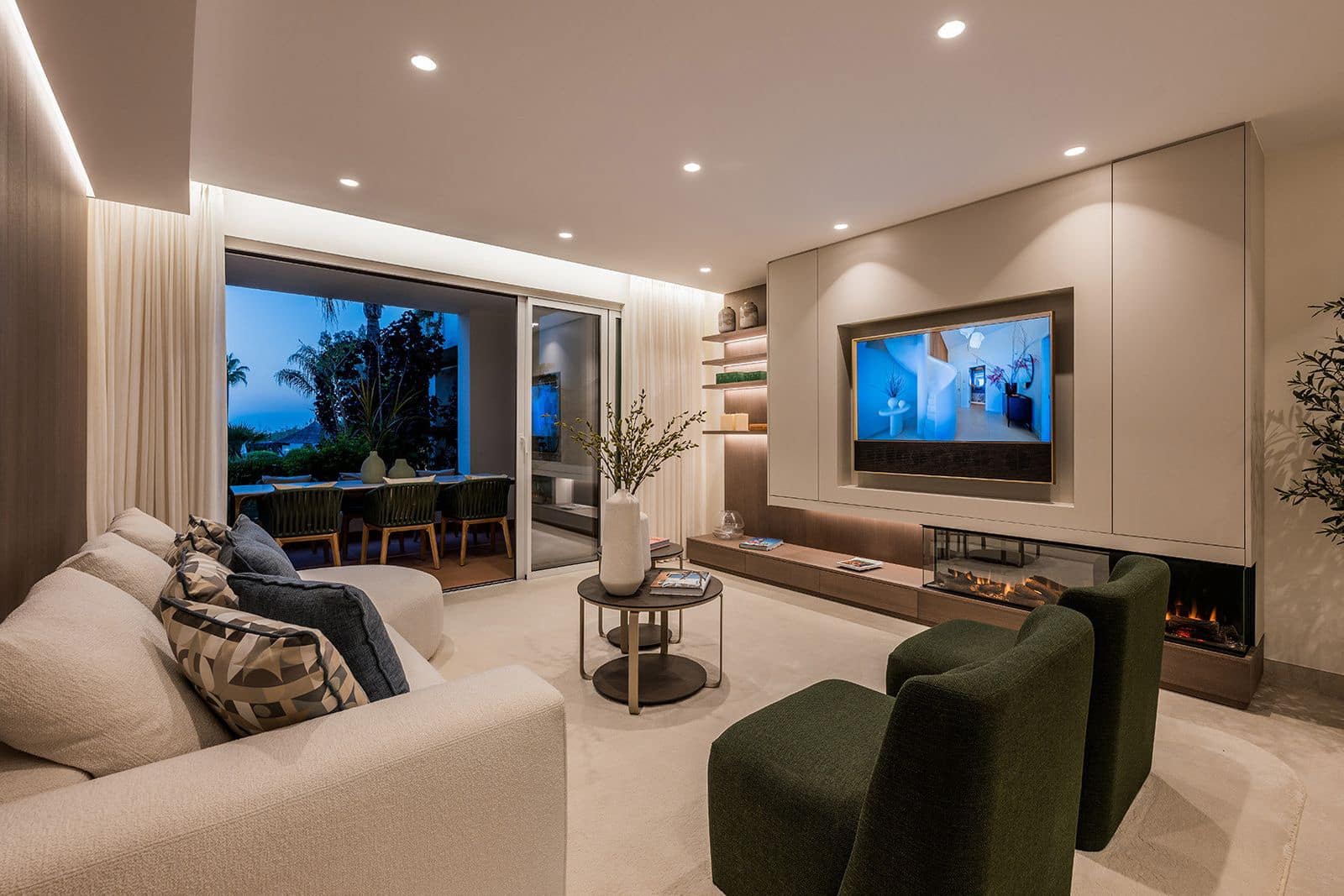 3 soveværelse Lejlighed til salg i Estepona - € 1.995.000 (Ref: 10097739)