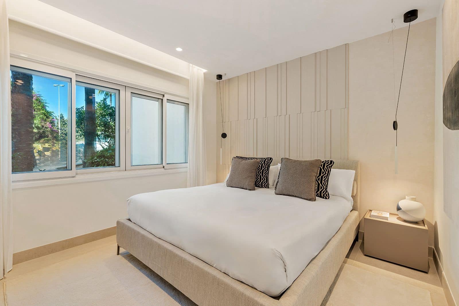 3 soveværelse Lejlighed til salg i Estepona - € 1.995.000 (Ref: 10097739)