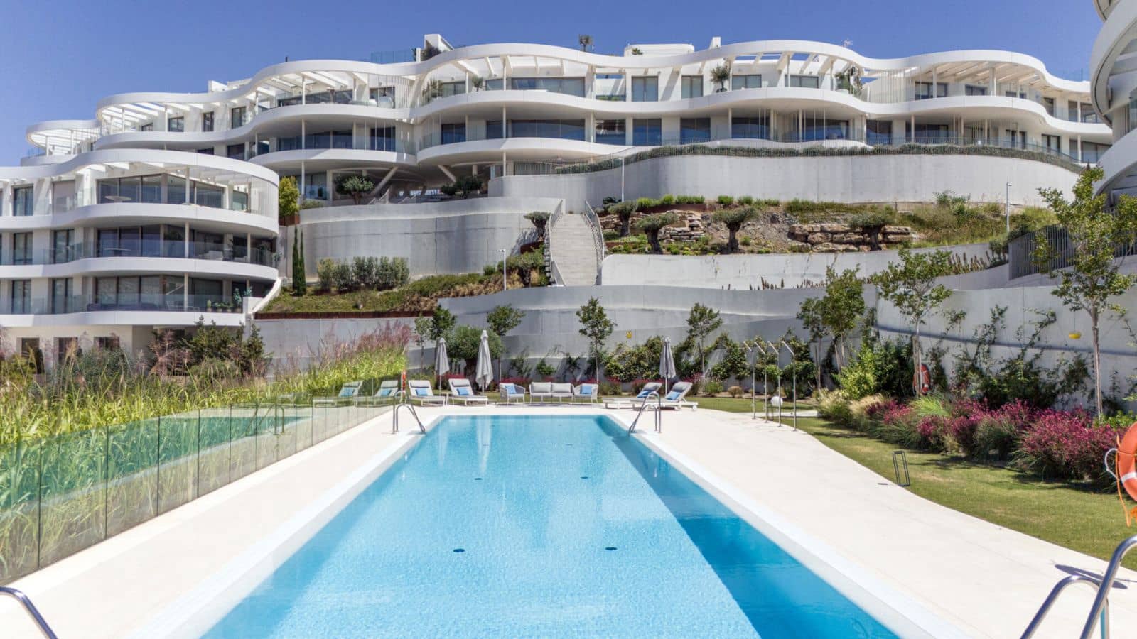 2 soveværelse Lejlighed til salg i Benahavis - € 1.695.000 (Ref: 10097740)