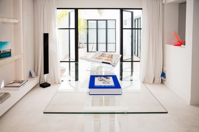 6 chambre Bureau à vendre à Nueva Andalucia, Marbella - 1 795 000 € (Ref: 10097750)