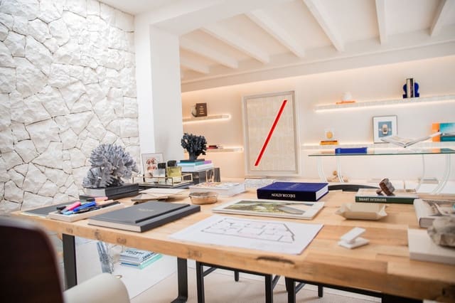 6 chambre Bureau à vendre à Nueva Andalucia, Marbella - 1 795 000 € (Ref: 10097750)