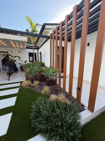 5 makuuhuone Huvila myytävänä paikassa Arroyo de la Miel, Benalmádena - 1 275 000 € (Ref: 10097752)