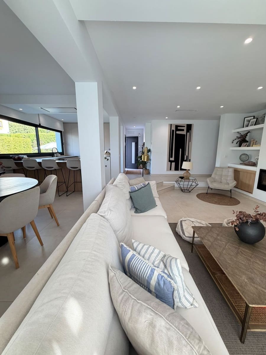 5 makuuhuone Huvila myytävänä paikassa Arroyo de la Miel - 1 275 000 € (Ref: 10097752)